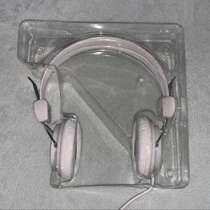 MTV white stereo over ear headphones